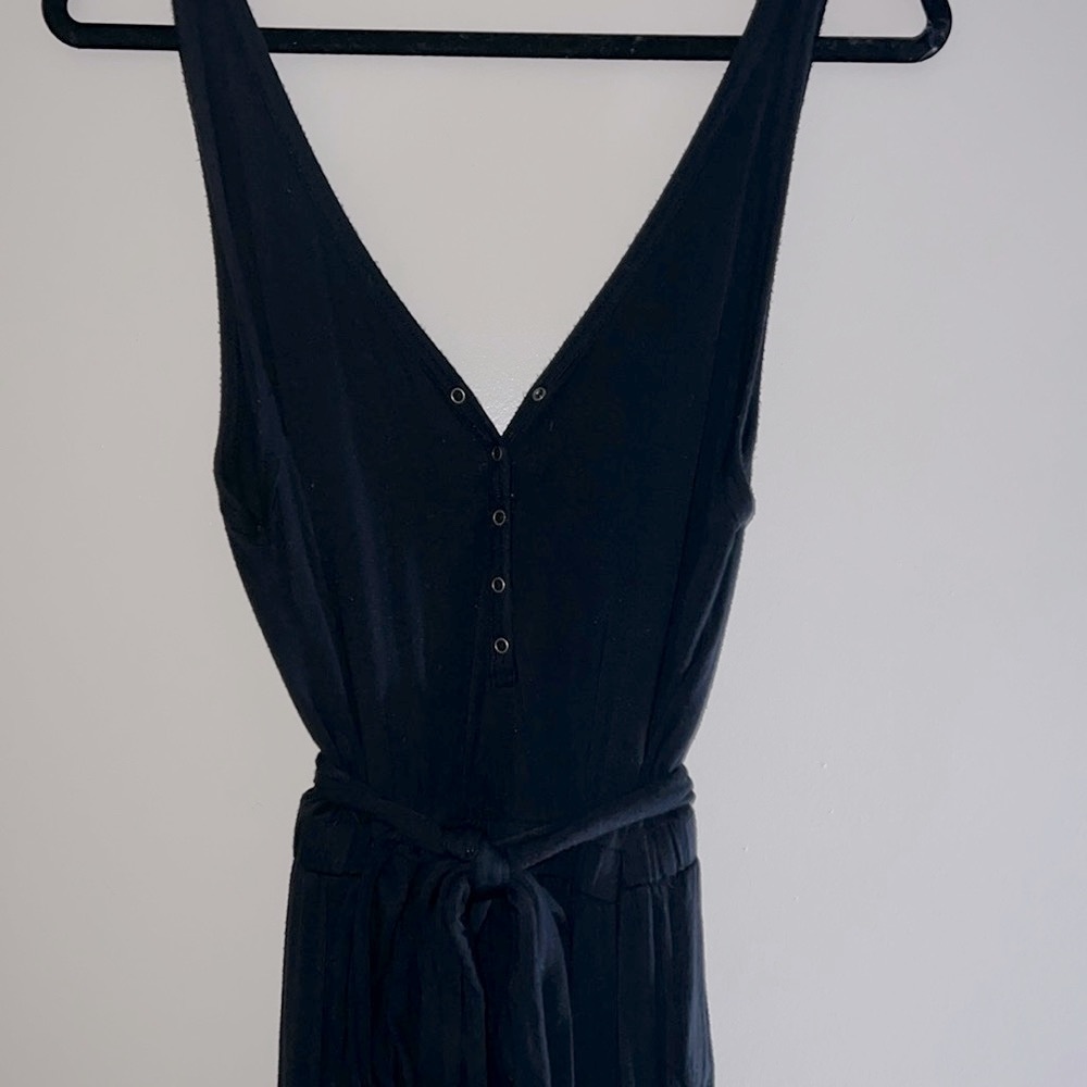 Like new! Black A&F jumpsuit